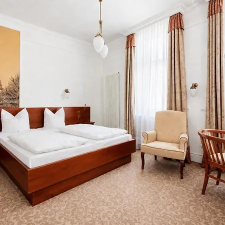 Hotel Fuerstenhof 3*